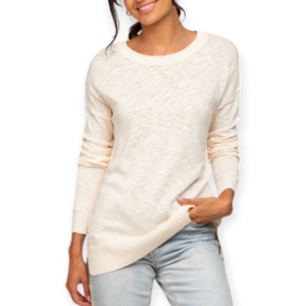 Aritzia Talula Cream Cashmere Angora Blend Sweater Small